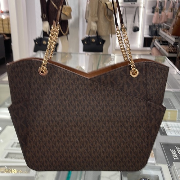 Michael Kors Jet Set Travel Large Chained Tote Shoulder Bag MK Brown 
NWT - Picture 8 of 16